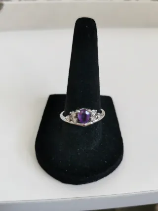 Anillo con Amatista Natural Ajustable. 