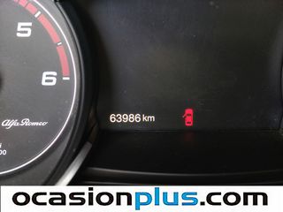 Alfa Romeo Stelvio 2.2 Diesel Sprint RWD 118 kW (160 CV)