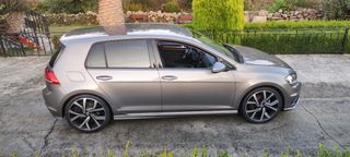 Volkswagen Golf R line 