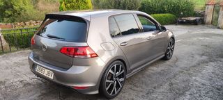 Volkswagen Golf R line 