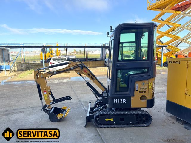 MINIEXCAVADORA AGT 2024