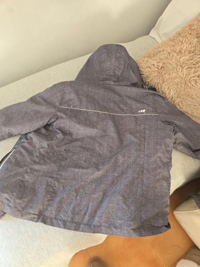 Chaqueta Invierno Decathlon Gris y Turquesa