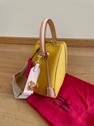 Bolso Carolina Herrera Andy 2 Locked Amarillo