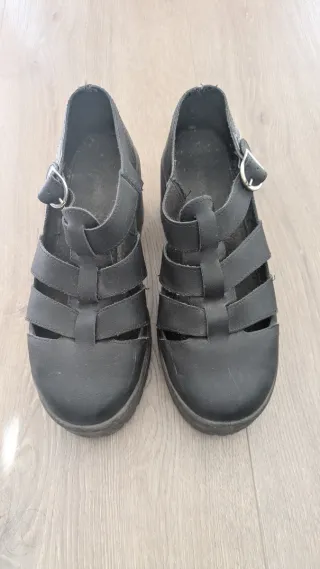 Sandalia plataforma Victoria negra