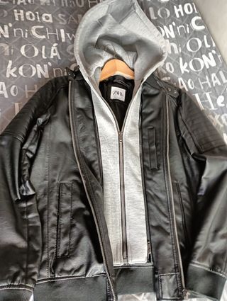 Cazadora Zara Hombre Negra con Capucha