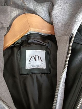Cazadora Zara Hombre Negra con Capucha