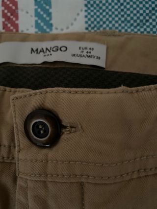 Pantalones cargo beige hombre