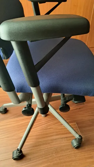  2 sedie ergonomiche Steelcase Please