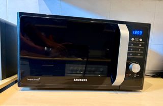Microondas Samsung MG23F301TAK