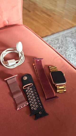 Apple Watch SE + Cellular Oro 40mm