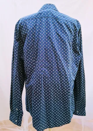 Camisa de algodón estampada M. 40. 