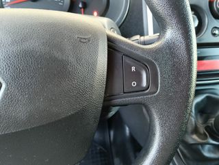 Renault Kangoo Furgon Compact dCi 66 kW 90 CV