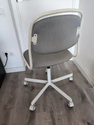 Silla de oficina Ikea ruedas gris