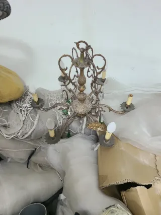 Lámpara de latón estilo velas