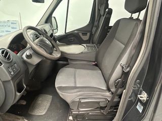 Renault Master 6 plazas gran volumen.