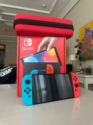 Nintendo Switch OLED + Complementos