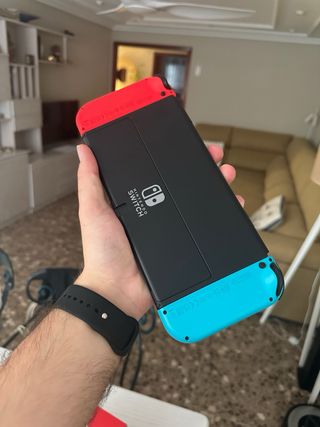 Nintendo Switch OLED + Complementos
