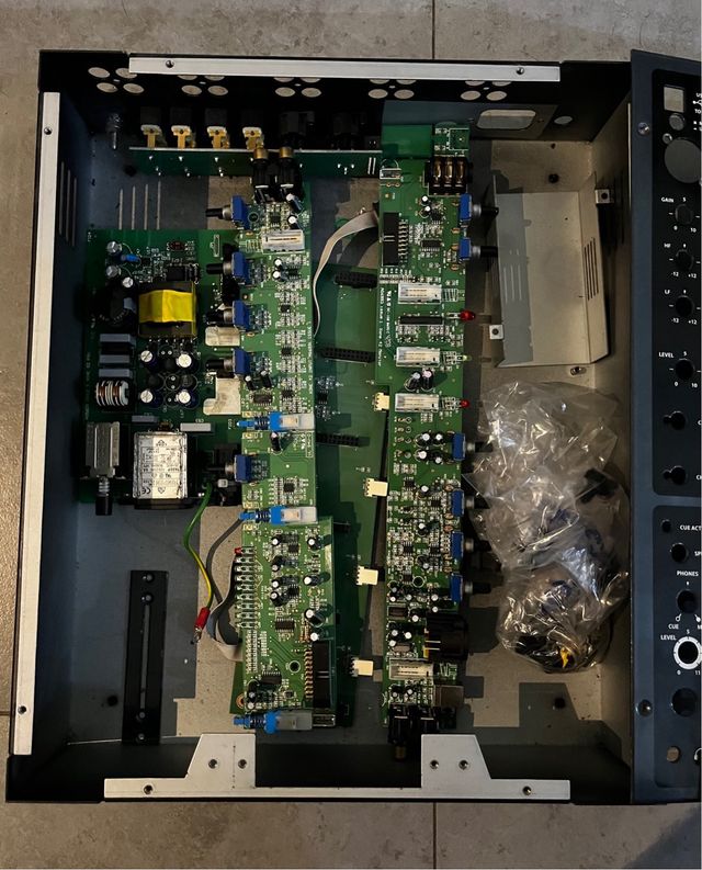 Allen & Heath Xone 42 (leer)