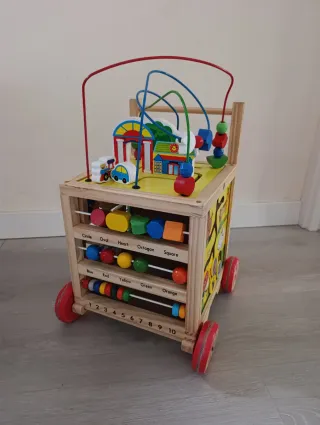 Andador de madera para bebés