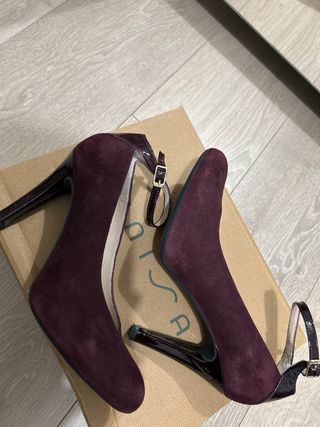 Zapatos de salón ante burdeos UNISA T.38