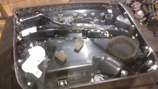 GUARNECIDO PUERTA DELANTERA DERECHA PEUGEOT 5008