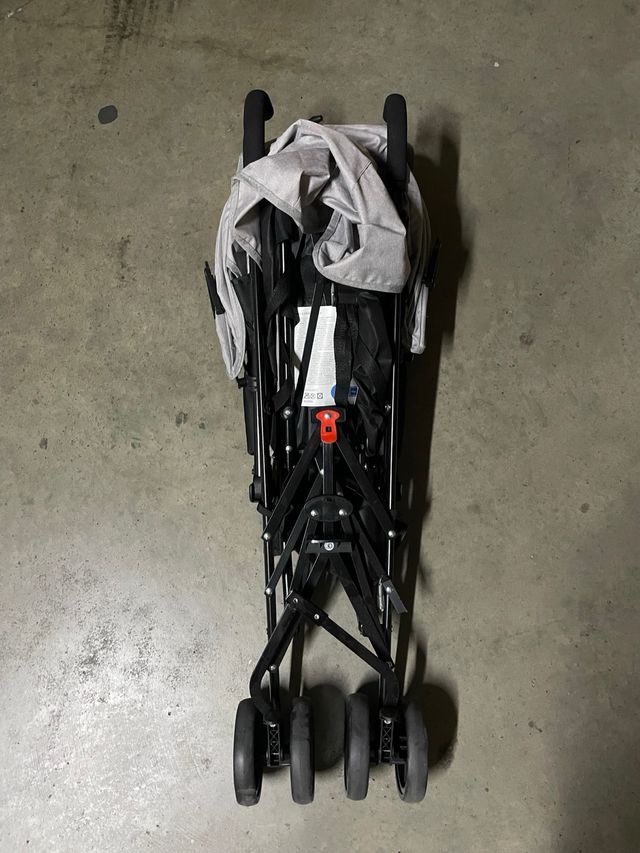 Carrito de bebé/silla de paseo gris Mobiclinic