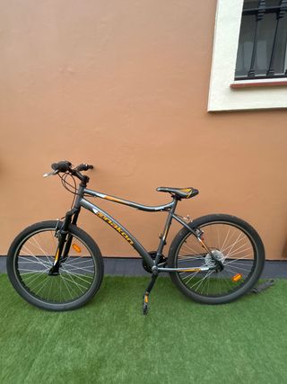 Bicicleta de Montaña Anakon
PRECIO NEGOCIABLE