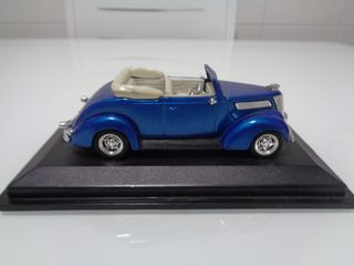 FORD V8 - PEUGEOT 404  - CADILLAC  COUPE ( 1/43)