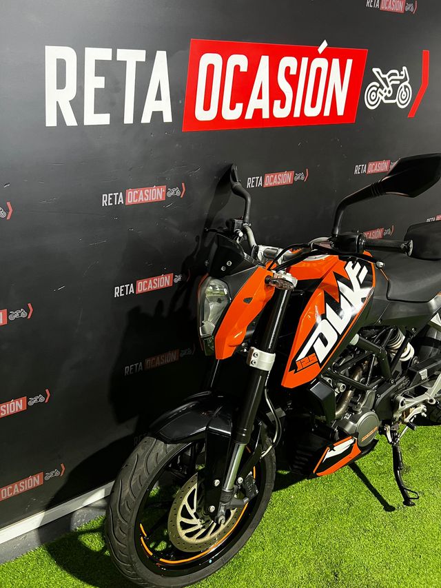 KTM Duke 125 - 2012 - 45.195 km