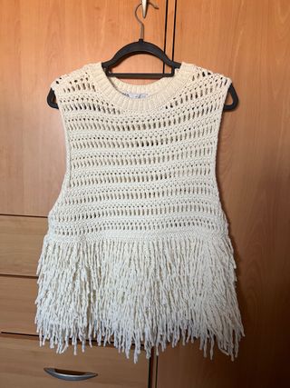 Blusa Zara Crochet con Flecos Talla L