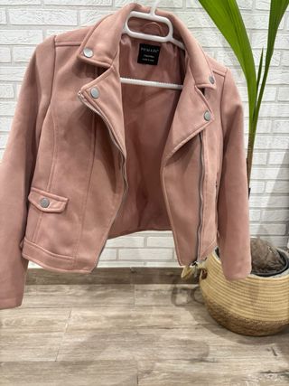 Chaqueta Biker Niña Rosa Talla 9/10 
140cm