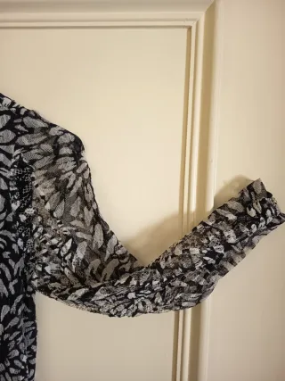 Vestido Esprit Talla L Blanco y 
Negro 