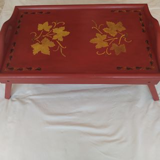 Bandeja de cama, madera pintada a mano