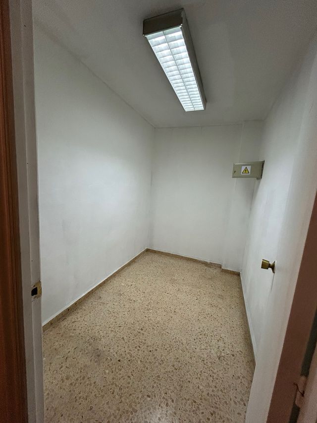 Local comercial 120 m2 en Almussafes