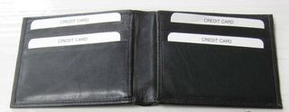 Cartera de piel negra
