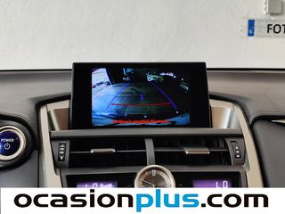Lexus NX 300h Executive 4WD 145 kW (197 CV)
