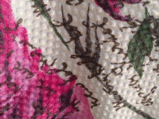Vestido estampado flores y letras Talla M