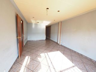 Piso en venta en Les Arenes - La Grípia  Can Montllor en Terrassa