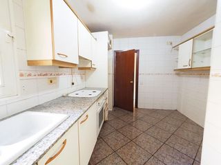 Piso en venta en Les Arenes - La Grípia  Can Montllor en Terrassa