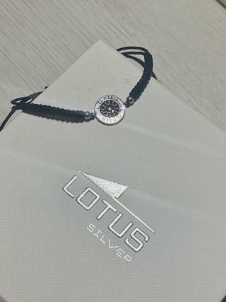 Pulsera Lotus Plata con Circonitas Negra
