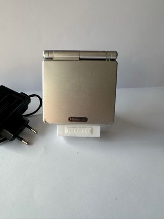 Nintendo Game Boy Advance SP Plata
