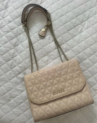 Bolso Guess Beige Acolchado Cadena