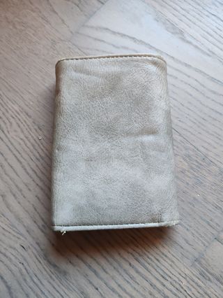 Portafoglio donna beige