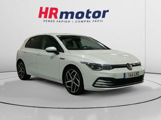 Volkswagen Golf Style eTSI