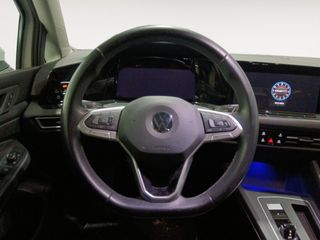 Volkswagen Golf Style eTSI