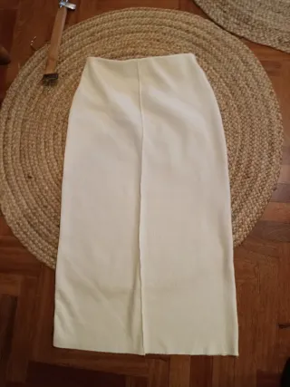 Falda larga punto Zara 