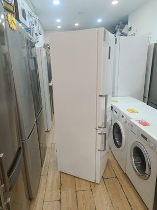 Nevera Candy Blanca con Garantía