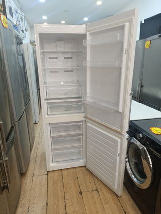 Nevera Candy Blanca con Garantía