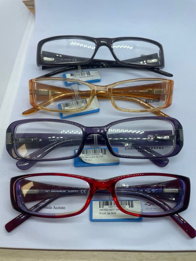 Monturas de Gafas de Marca, cada una 40