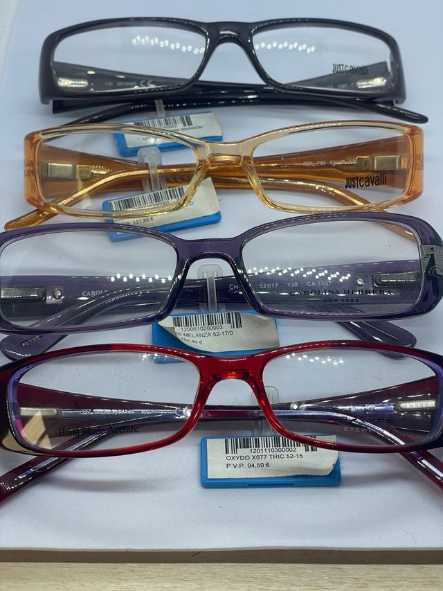 Monturas de Gafas de Marca, cada una 40